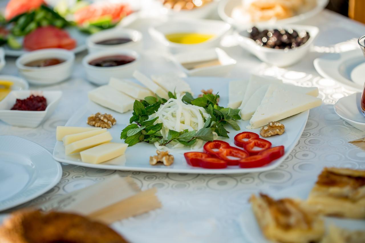 Nefes Hotel Ayvalik Exterior foto