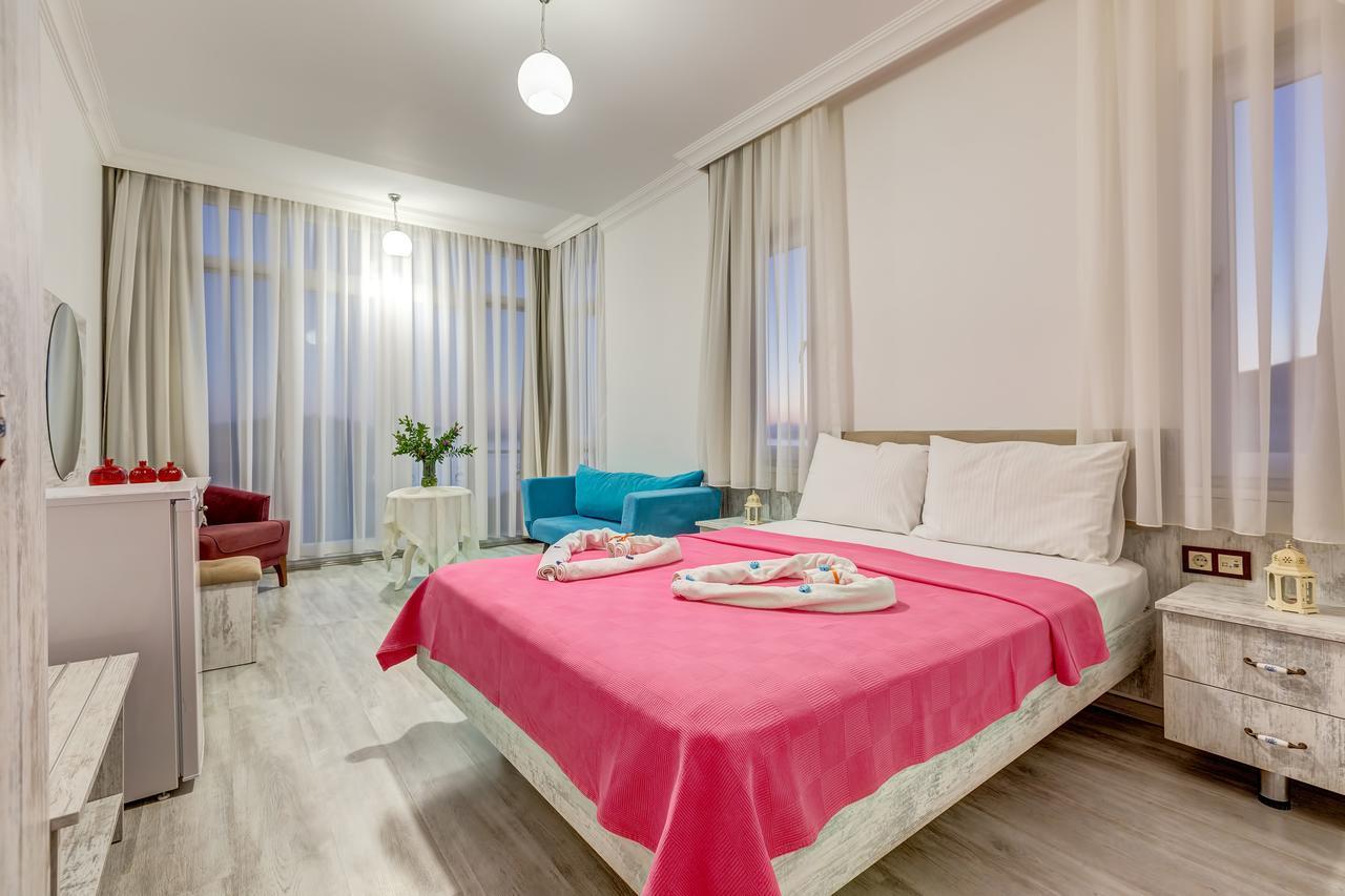 Nefes Hotel Ayvalik Exterior foto