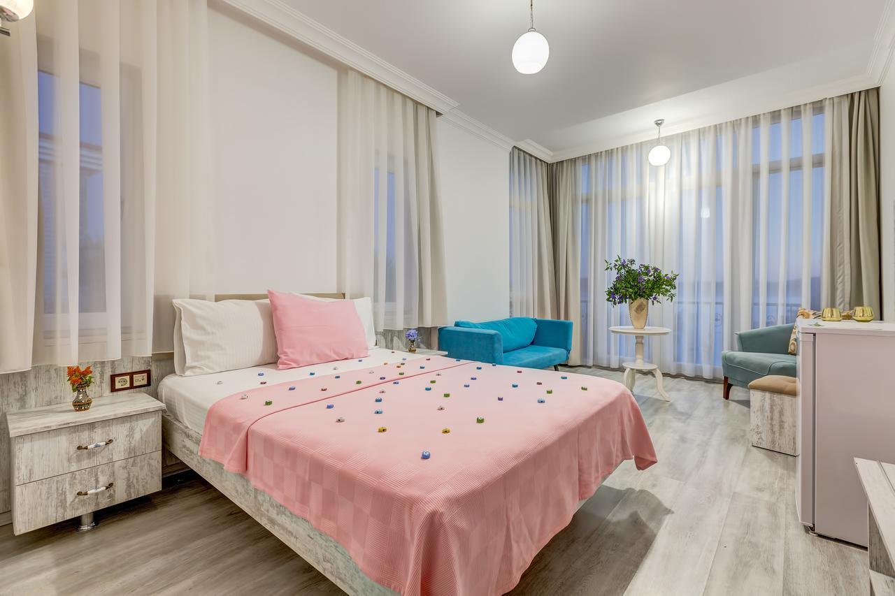 Nefes Hotel Ayvalik Exterior foto