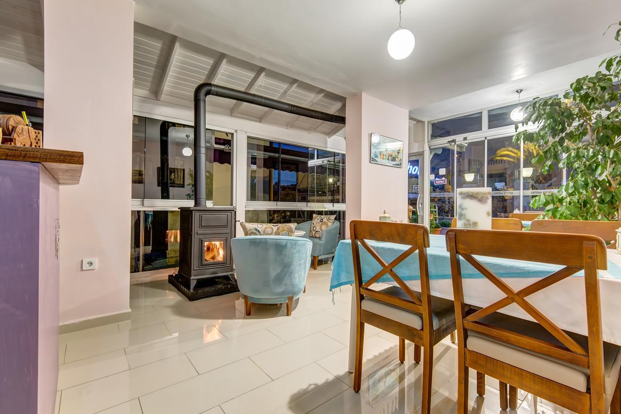 Nefes Hotel Ayvalik Exterior foto