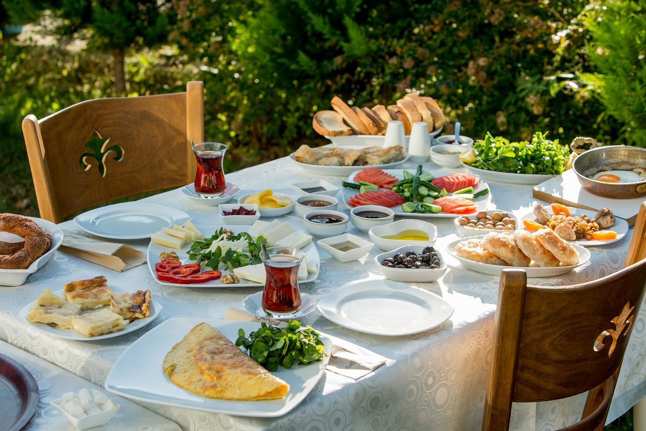 Nefes Hotel Ayvalik Exterior foto