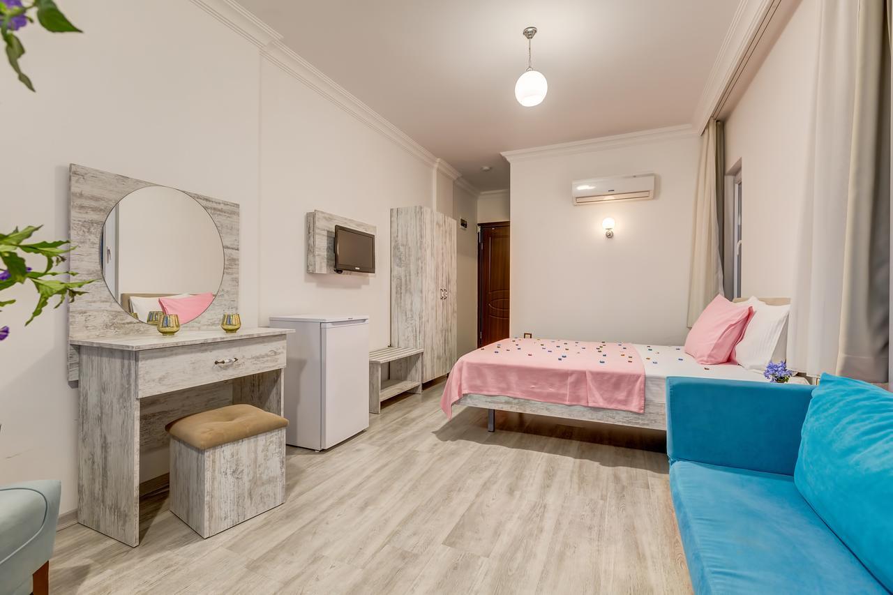 Nefes Hotel Ayvalik Exterior foto