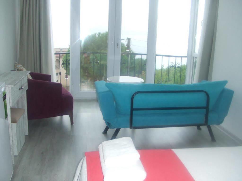 Nefes Hotel Ayvalik Exterior foto
