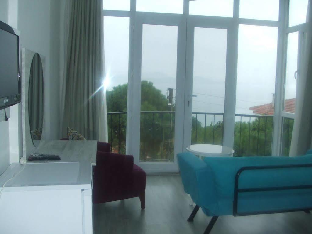 Nefes Hotel Ayvalik Exterior foto
